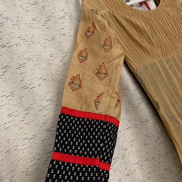 Long dress or anarkali - Picture 3 of 14